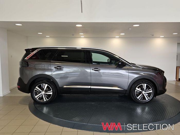 Peugeot 5008 2025
