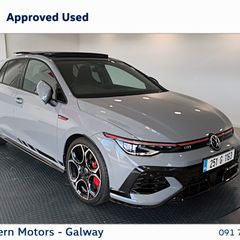 Volkswagen Golf 2025