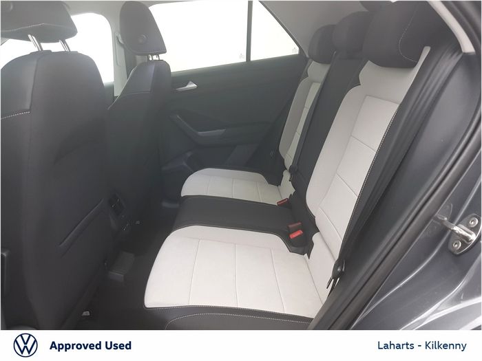 Volkswagen T-Roc 2023