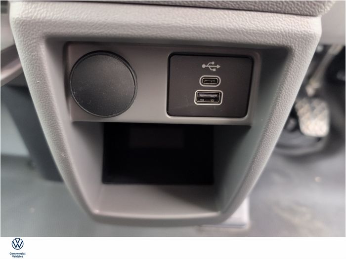 Volkswagen Transporter 2025