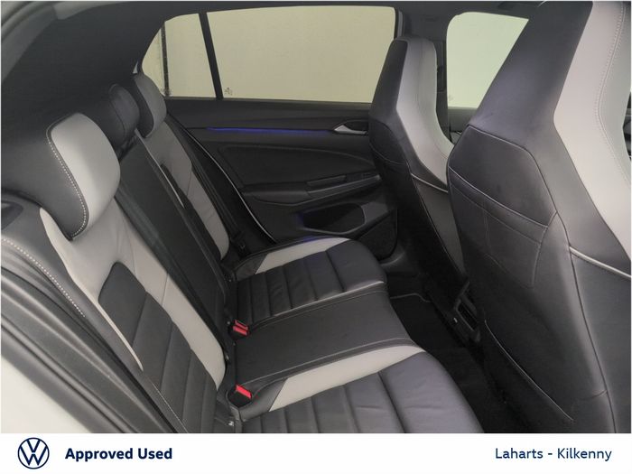 Volkswagen Golf 2023