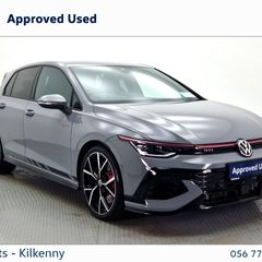 Volkswagen Golf 2025