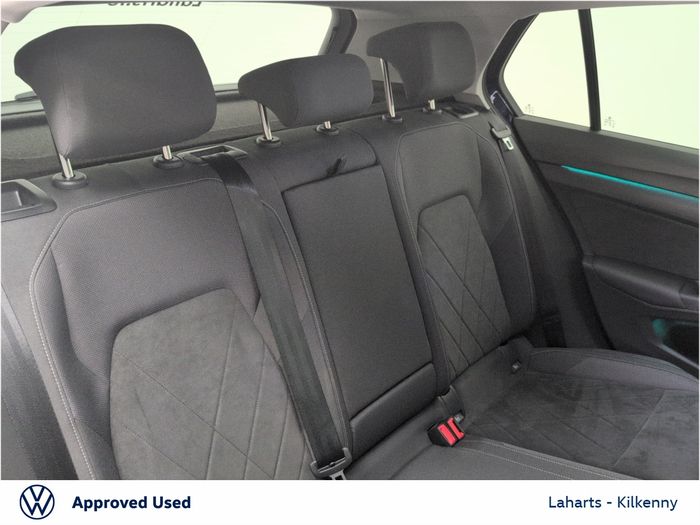 Volkswagen Golf 2023