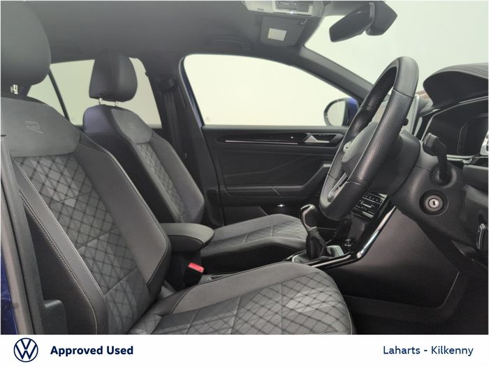 Volkswagen T-Roc 2023