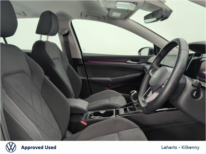 Volkswagen Golf 2024