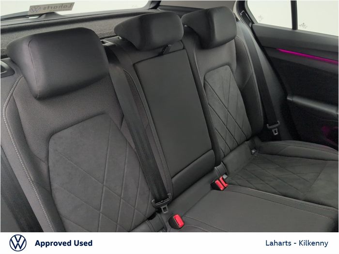 Volkswagen Golf 2024