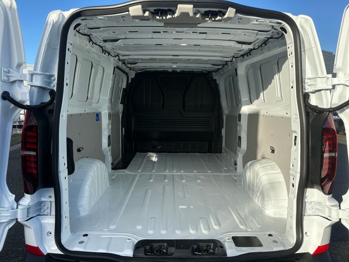 Volkswagen Transporter 2025