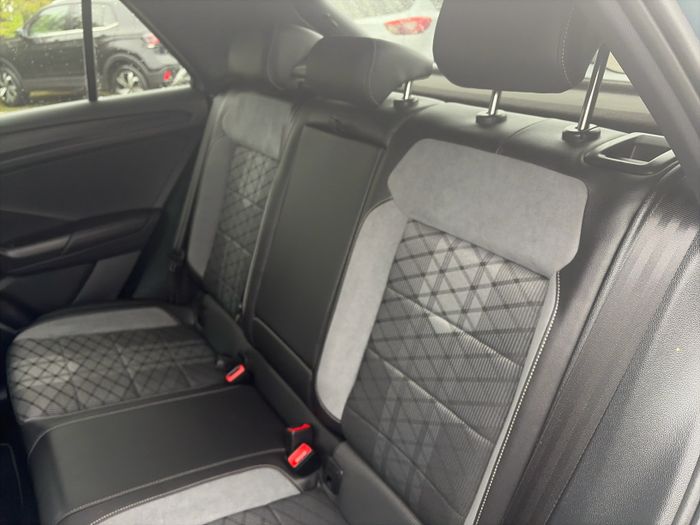 Volkswagen T-Roc 2023
