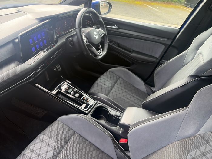 Volkswagen Golf 2024