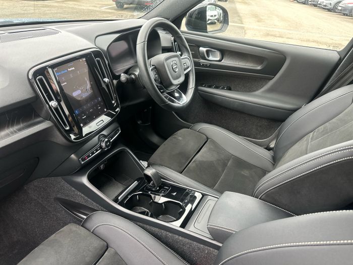 Volvo XC40 2022