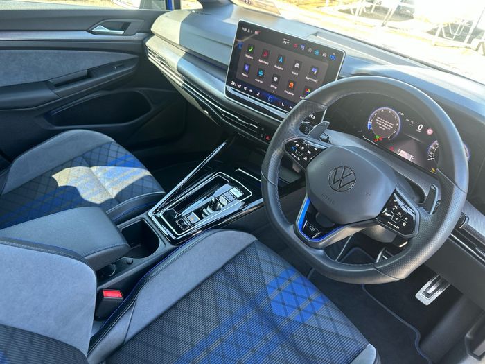 Volkswagen Golf 2025