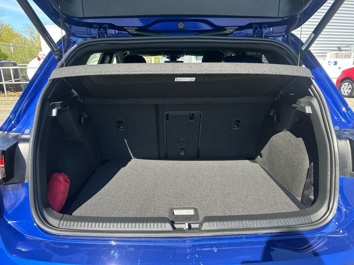 Volkswagen Golf 2025
