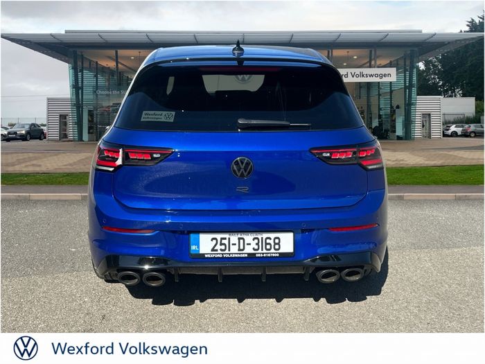 Volkswagen Golf 2025