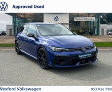 Volkswagen Golf 2025