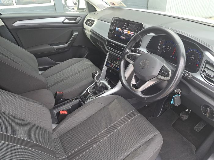 Volkswagen T-Roc 2023