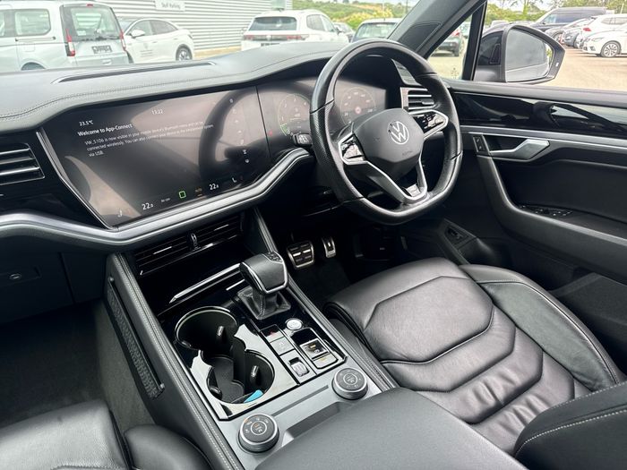 Volkswagen Touareg 2024