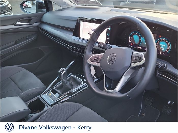 Volkswagen Golf 2023