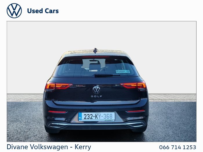 Volkswagen Golf 2023