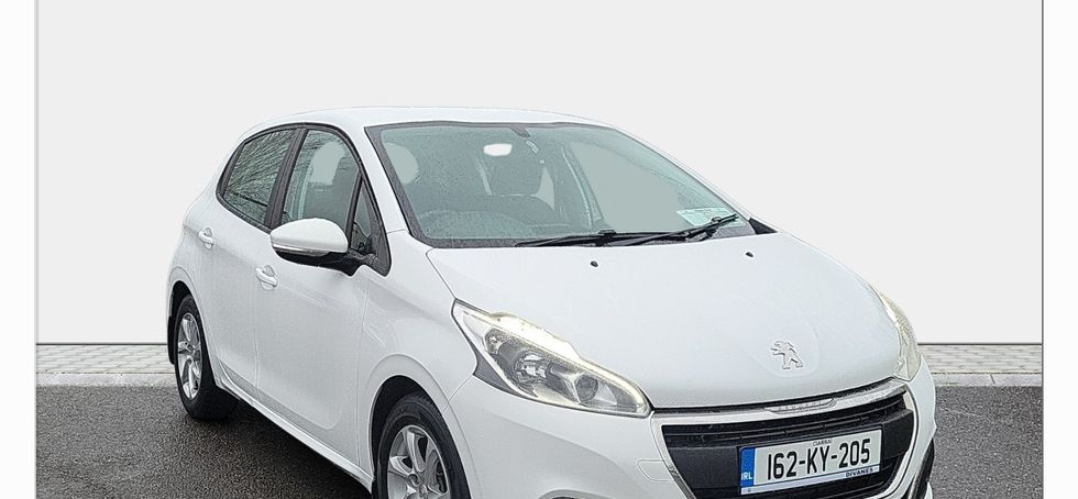 Peugeot 208 2016