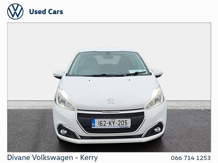 Peugeot 208 2016