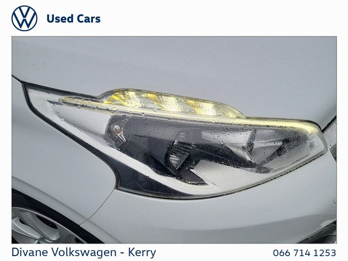 Peugeot 208 2016