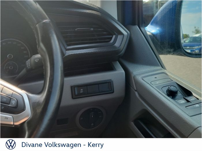 Volkswagen Transporter 2024
