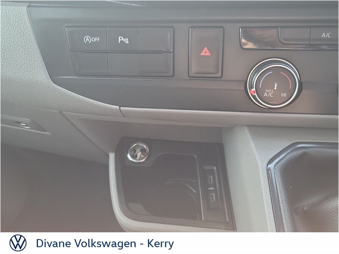 Volkswagen Transporter 2024