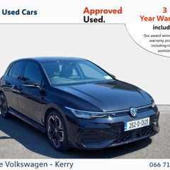 Volkswagen Golf 2025