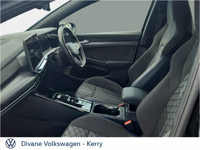 Volkswagen Golf 2025