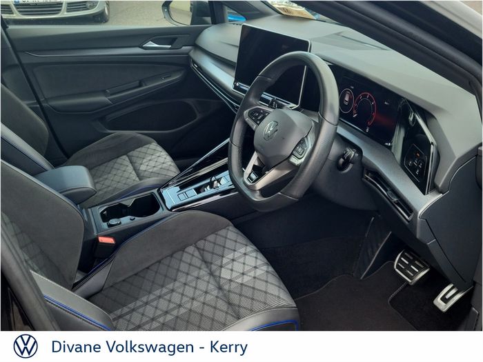 Volkswagen Golf 2025