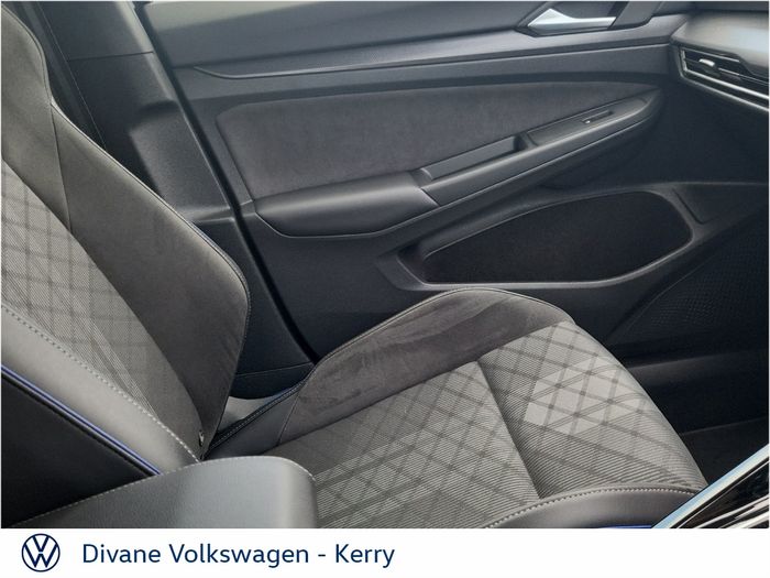 Volkswagen Golf 2025