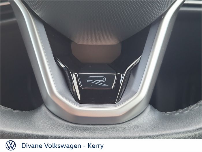 Volkswagen Golf 2025