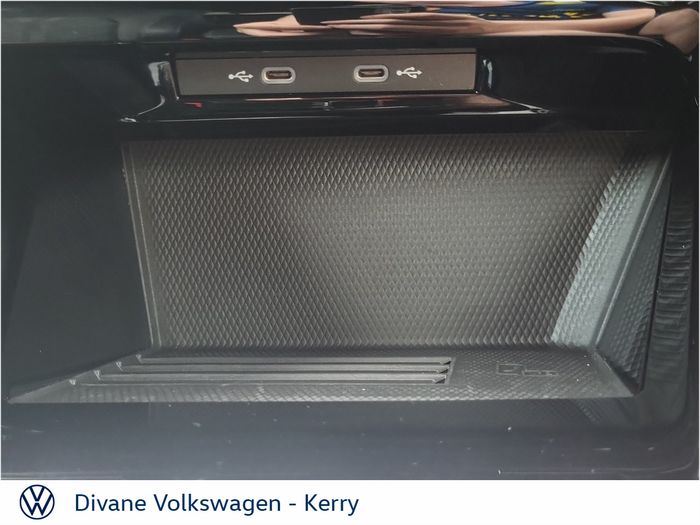 Volkswagen Golf 2025