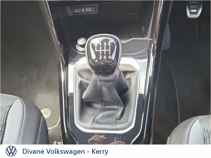 Volkswagen T-Roc 2024