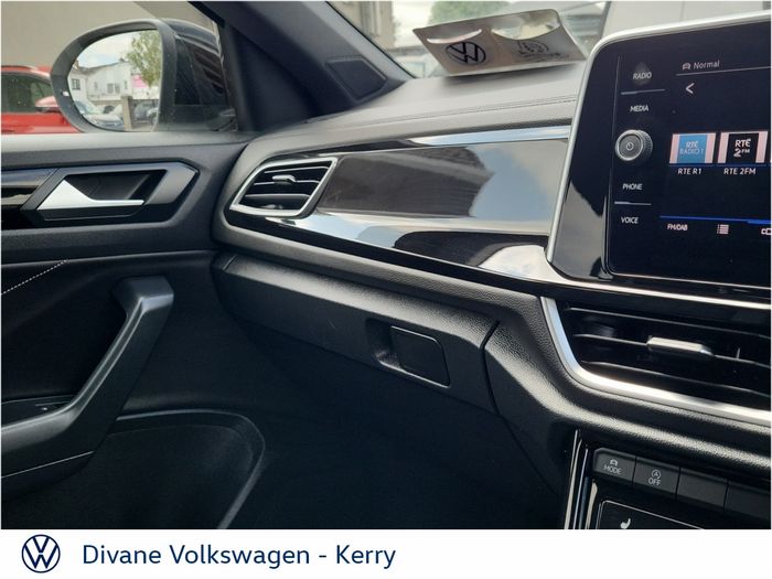 Volkswagen T-Roc 2024