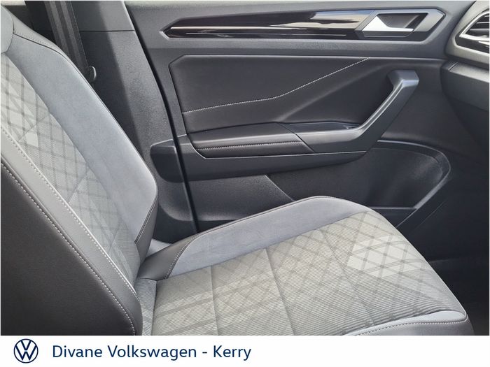 Volkswagen T-Roc 2024