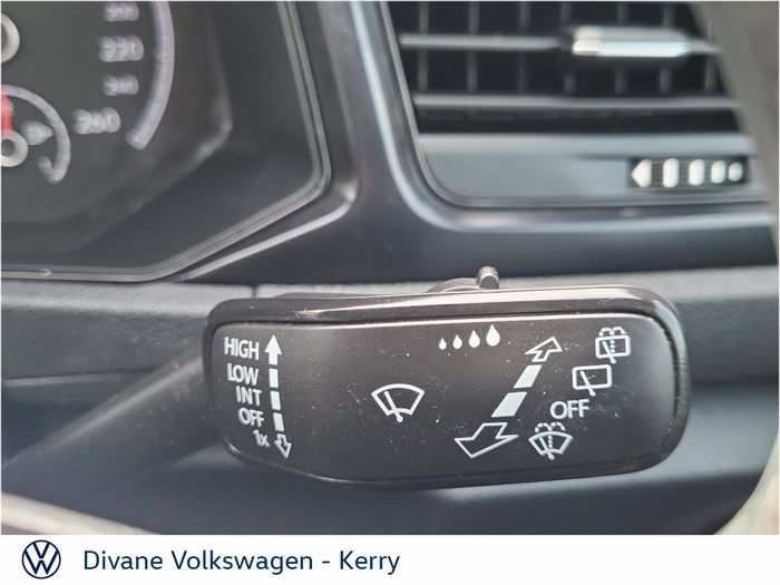 Volkswagen T-Roc 2019
