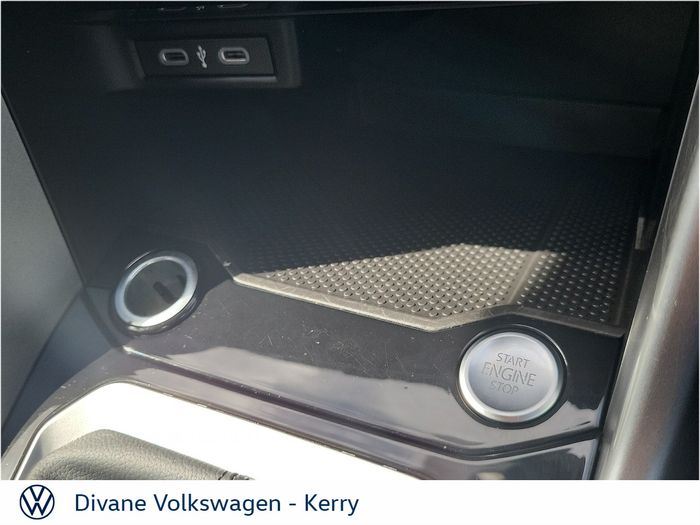 Volkswagen T-Roc 2024