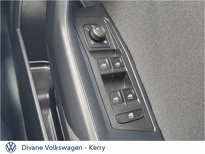 Volkswagen T-Roc 2024