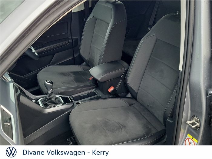Volkswagen T-Roc 2023