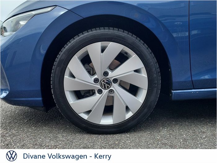 Volkswagen Golf 2025