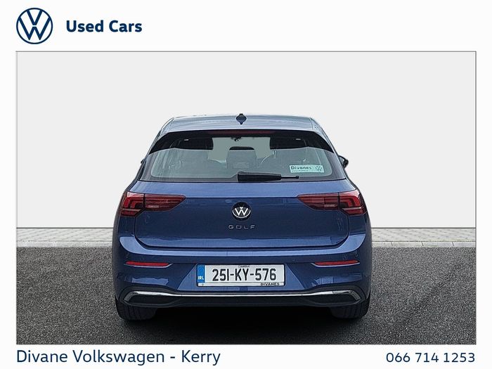 Volkswagen Golf 2025