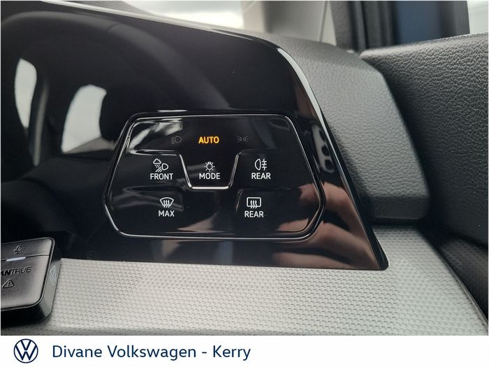 Volkswagen Golf 2025