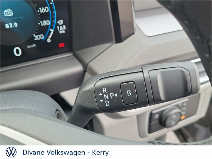Volkswagen Caravelle 2027