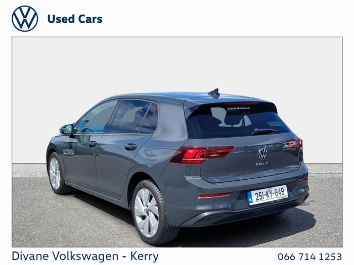 Volkswagen Golf 2025