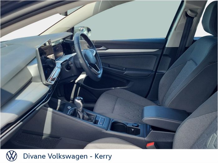 Volkswagen Golf 2025