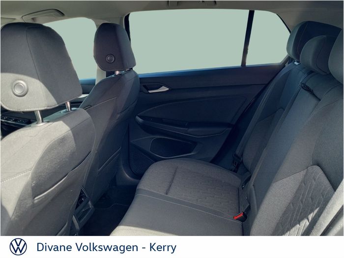 Volkswagen Golf 2025