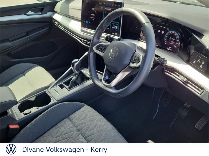 Volkswagen Golf 2025
