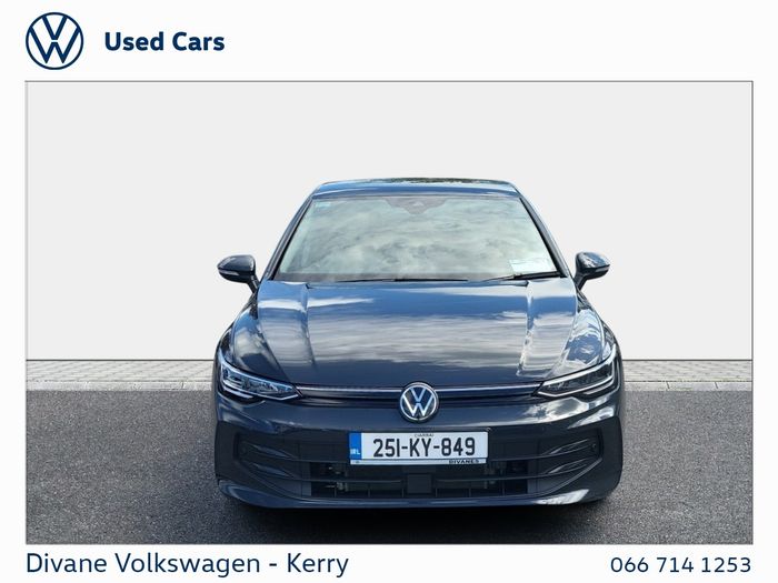 Volkswagen Golf 2025