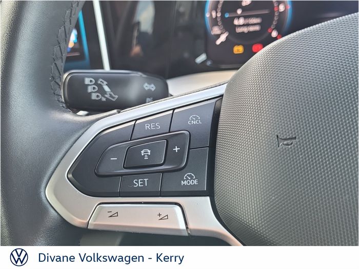 Volkswagen Golf 2025